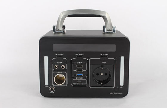 Outdoor 110v 300wh 300w เครื่องกำเนิดไฟฟ้าแบบพกพา / สถานีไฟฟ้าพกพาขนาดเล็ก